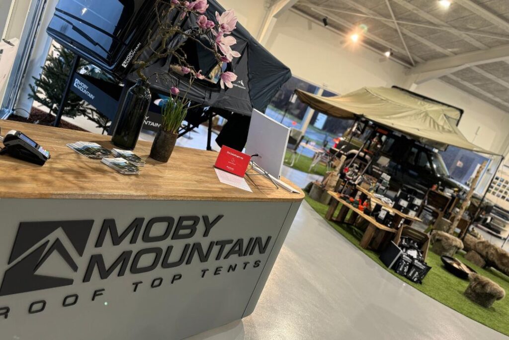 moby-mountain-showroom-1